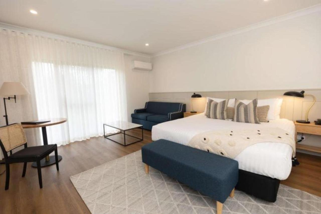 Clare Country Club Ξενοδοχείο Εξωτερικό φωτογραφία
