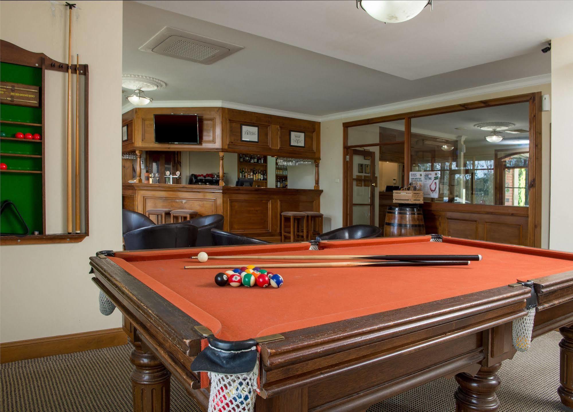 Clare Country Club Ξενοδοχείο Εξωτερικό φωτογραφία
